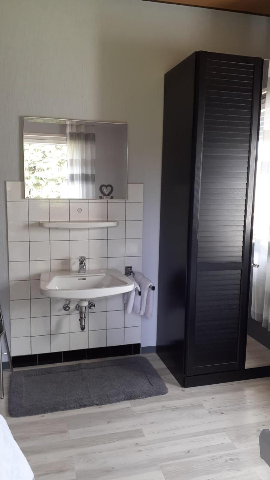 Ferienwohnung Silk Niederkruechten Bagian luar foto